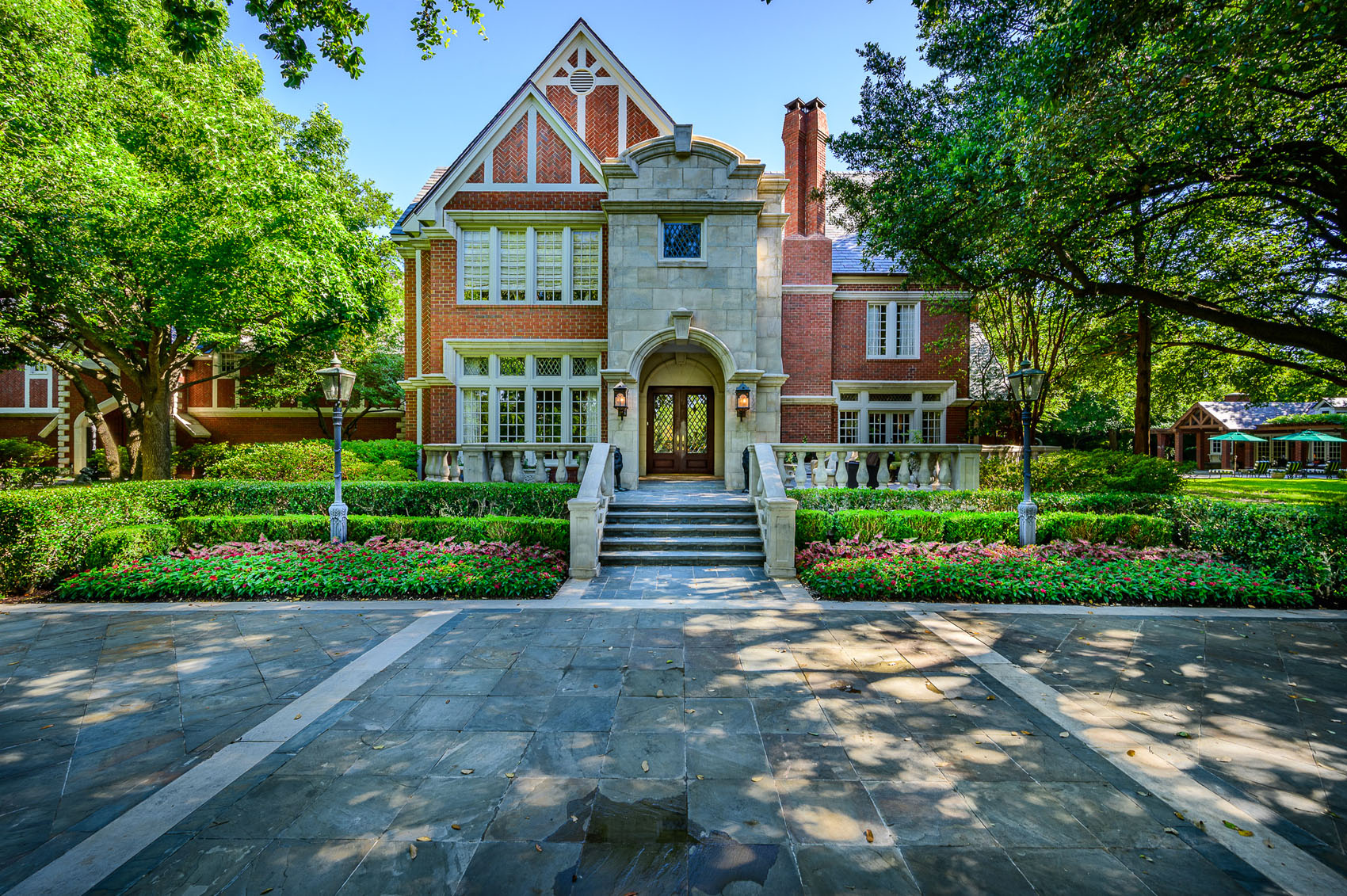 Preston Hollow Estate Lawns of Dallas