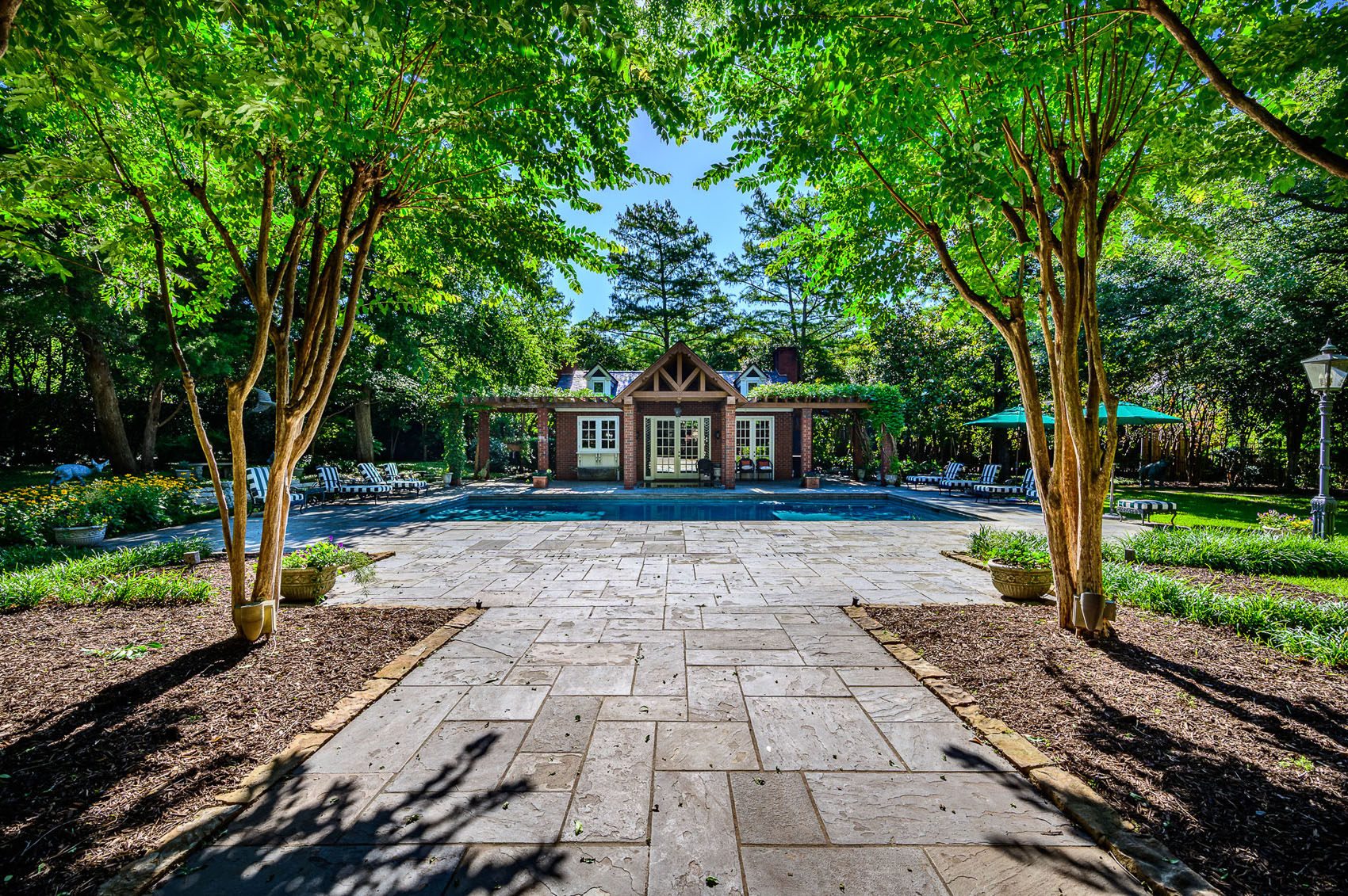 Preston Hollow Estate Lawns of Dallas